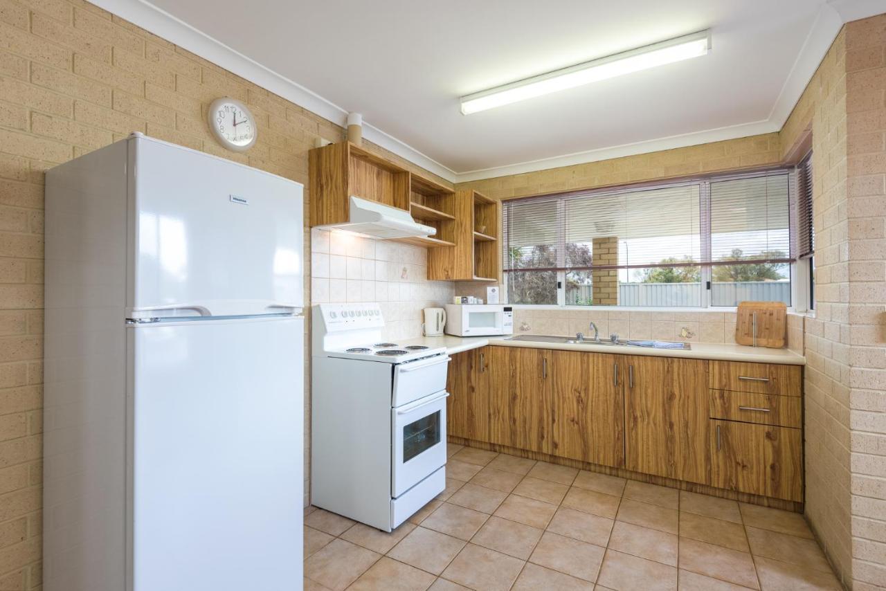 Albany Holiday Units Buitenkant foto